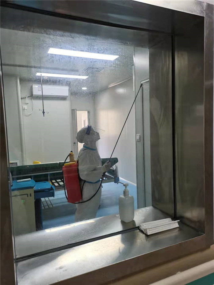 病房消毒.jpg 病房消毒.jpg