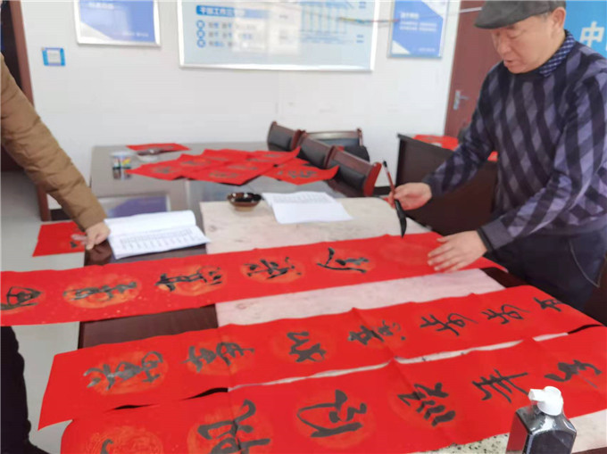 书法家现场泼墨.jpg 书法家现场泼墨.jpg