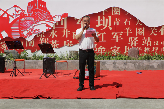 IMG_2011(1).jpg IMG_2011(1).jpg