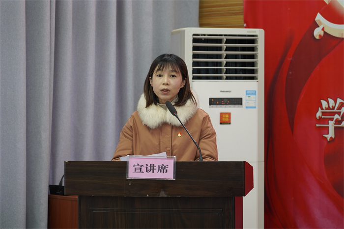 3.全国道德模范、市幼儿园副园长王敏宣讲党的二十大精神.jpg 3.全国道德模范、市幼儿园副园长王敏宣讲党的二十大精神.jpg