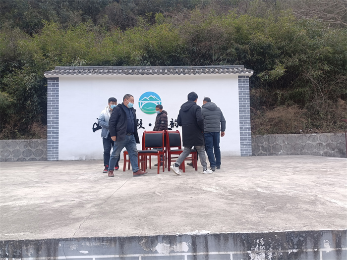 趣味运动会.jpg 趣味运动会.jpg