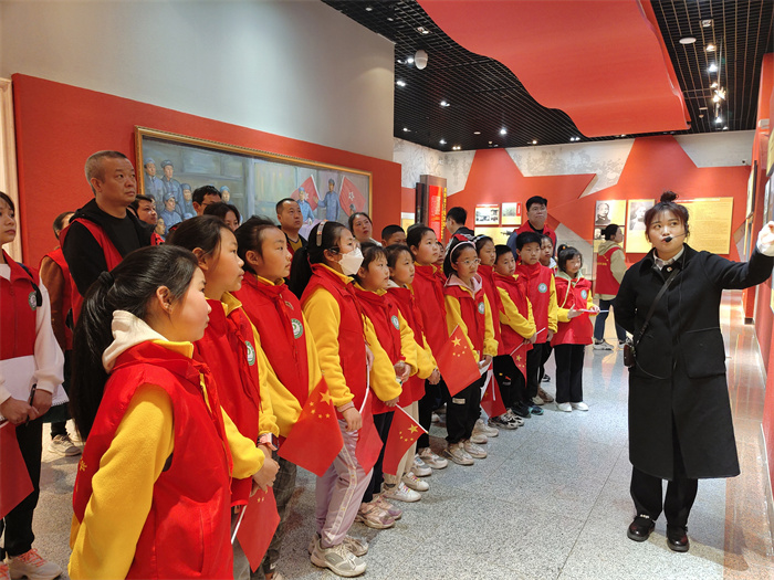 图片2.jpg 图片2.jpg