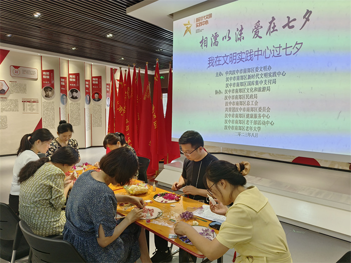 b1ea023c9f6f00e1cc3d133a2bf6bf5.jpg b1ea023c9f6f00e1cc3d133a2bf6bf5.jpg