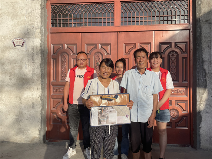 图片4.jpg 图片4.jpg