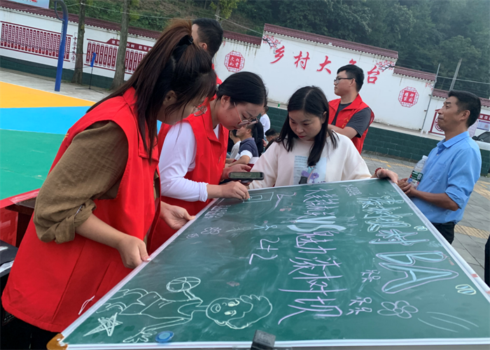 图片4.png 图片4.png