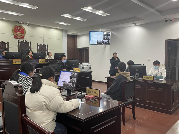 模拟法庭2.jpg 模拟法庭2.jpg