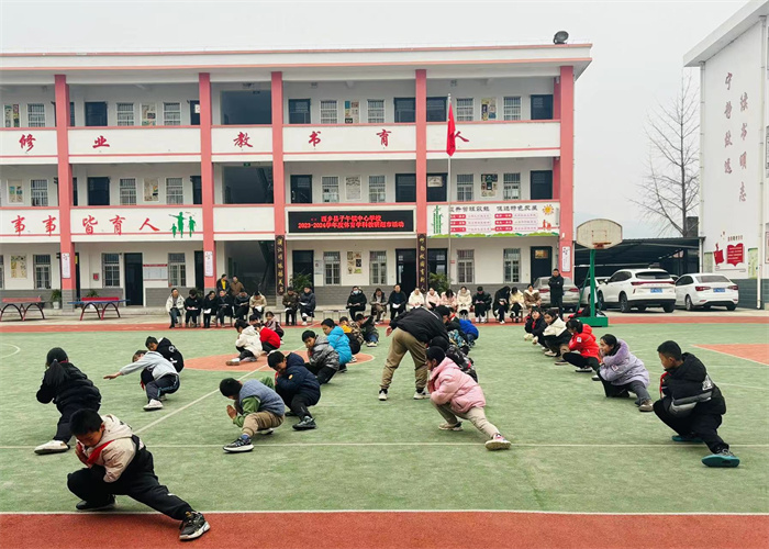 武术课.jpg 武术课.jpg