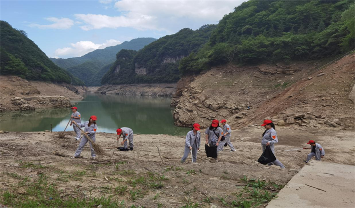 7.“共建清洁美丽世界——净水鸟在行动”世界环境日主题志愿服务活动.png 7.“共建清洁美丽世界——净水鸟在行动”世界环境日主题志愿服务活动.png