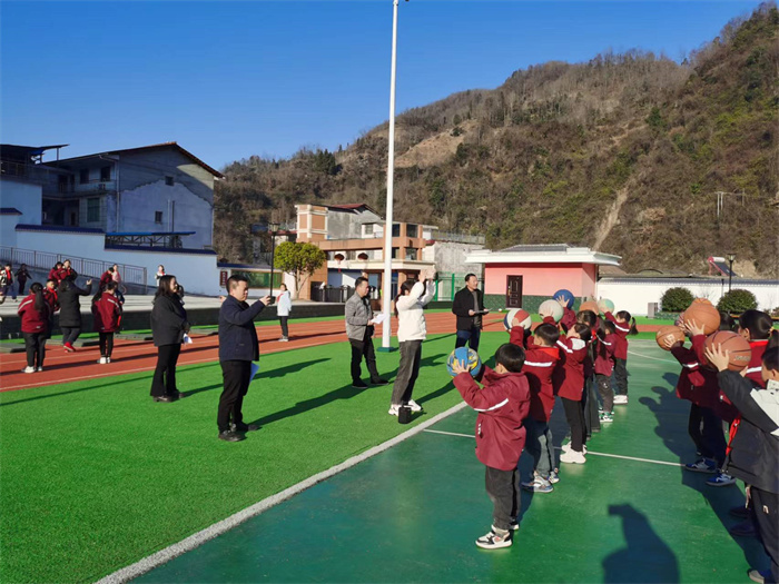 配图1.jpg 配图1.jpg
