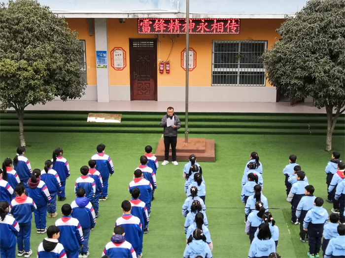 1.png 1.png