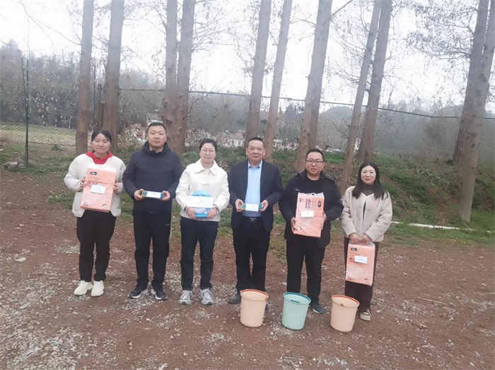 图片2.png 图片2.png