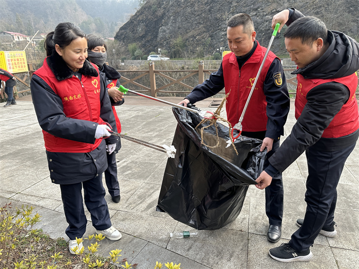 环保1.jpg 环保1.jpg