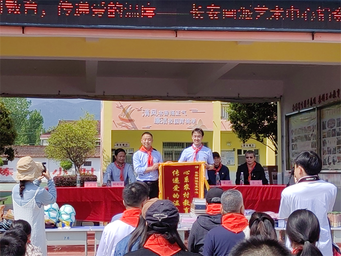 图片2.png 图片2.png