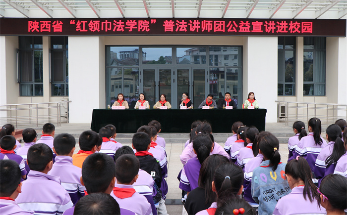 01普法公益宣讲.jpg 01普法公益宣讲.jpg