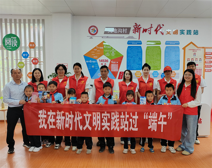 8cf0bcc8c01135be39173e10f592ec8.jpg 8cf0bcc8c01135be39173e10f592ec8.jpg