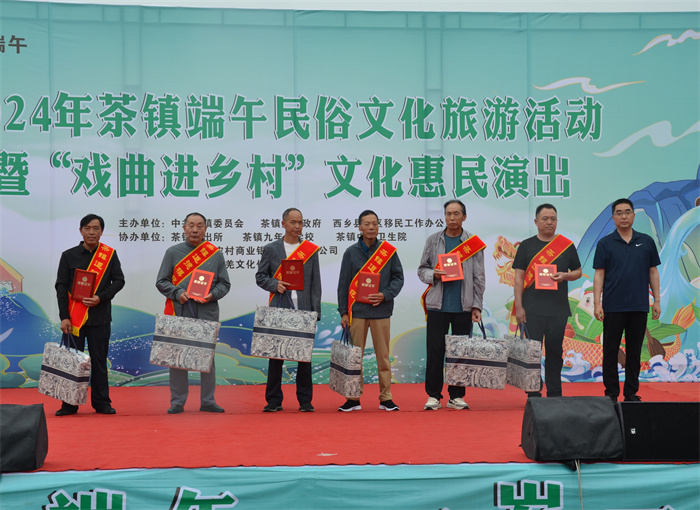 DSC_2348.jpg DSC_2348.jpg
