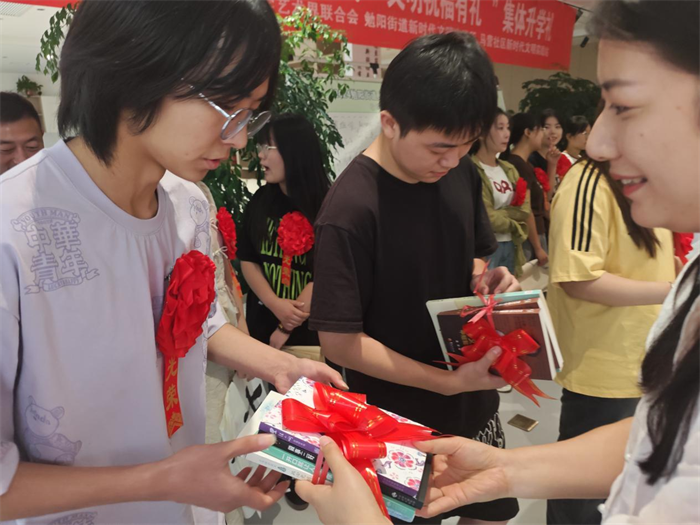 图片5.png 图片5.png