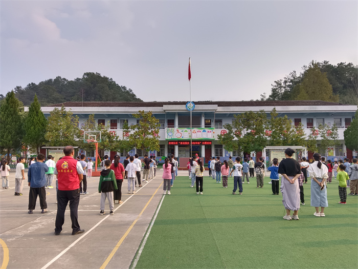 图片 (3).jpg 图片 (3).jpg