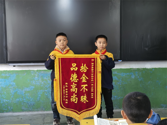 2bc74ef848af95ee030454bf4208ef9.jpg 2bc74ef848af95ee030454bf4208ef9.jpg