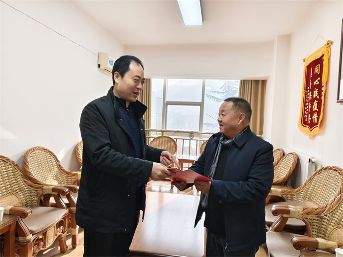 胡炎邦.jpg 胡炎邦.jpg
