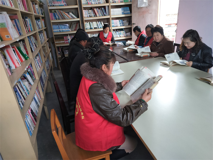 活动照片 (3).jpg 活动照片 (3).jpg