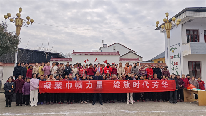 合影.jpg 合影.jpg