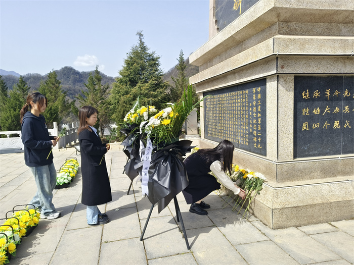 47cca78acacd861b45529f27fe46dff.jpg 47cca78acacd861b45529f27fe46dff.jpg