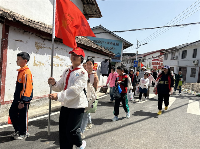 路途1.jpg 路途1.jpg