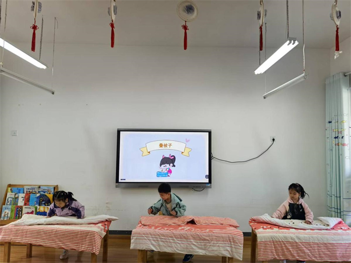 自理能力大比拼.jpg 自理能力大比拼.jpg
